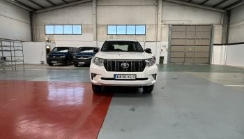 Toyota Land Cruiser Prado 2.8 GX 177 CV 4x4 3 Puertas ( 6830-kls )