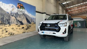 Toyota Hilux 2.4 150cv VX Doble Cabina5 plazas 4x4 2018 (7453-KPG) Toyota Hilux 2.4 150cv VX Doble Cabina5 plazas 4x4 2018 (7453-KPG)
